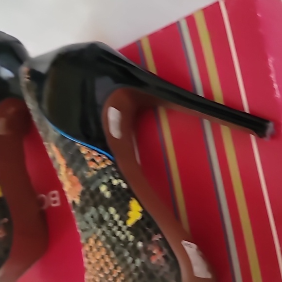 Heels,  💗 BCBG Pumps 6M - Picture 4 of 11